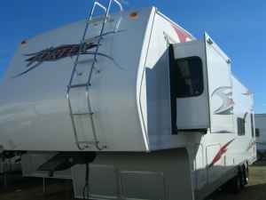 2008 VORTEX 3750 TOYHAULER - $36995 (IE)