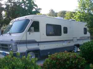 1985 Fleetwood SOUTHWIND 30' - $5000 (Santa Clarita)