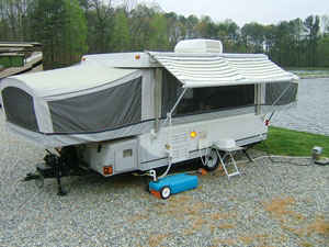  Pop-Up Trailer For Rent-Fleetwood Westlake - Santa Paula  - $90 (Ventura CA Area)
